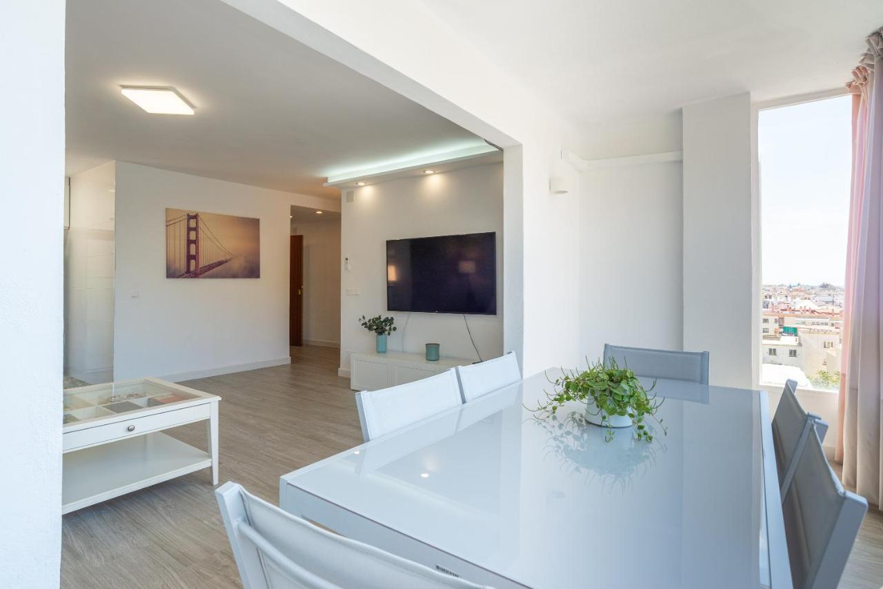 Atalaya Beach By Ele Apartments Ринкон-де-ла-Викториа Экстерьер фото